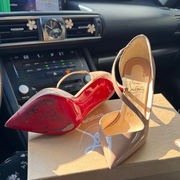 Christian Louboutin Blush Patent Leather Heels - Picture 2 of 5